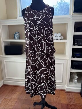 Sleeveless Brown & White Size 12 Dress Stretchy Drop Waist Elastic Waist Dress